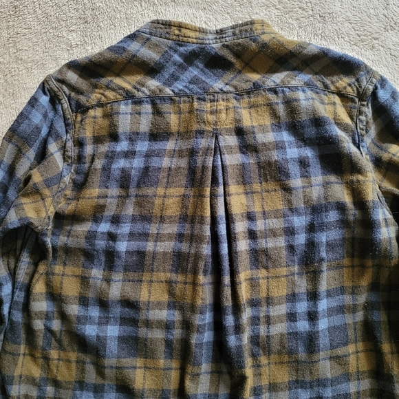 Aritzia Golden by TNA oversized plaid flannel shirt size small - Picture 8 of 13